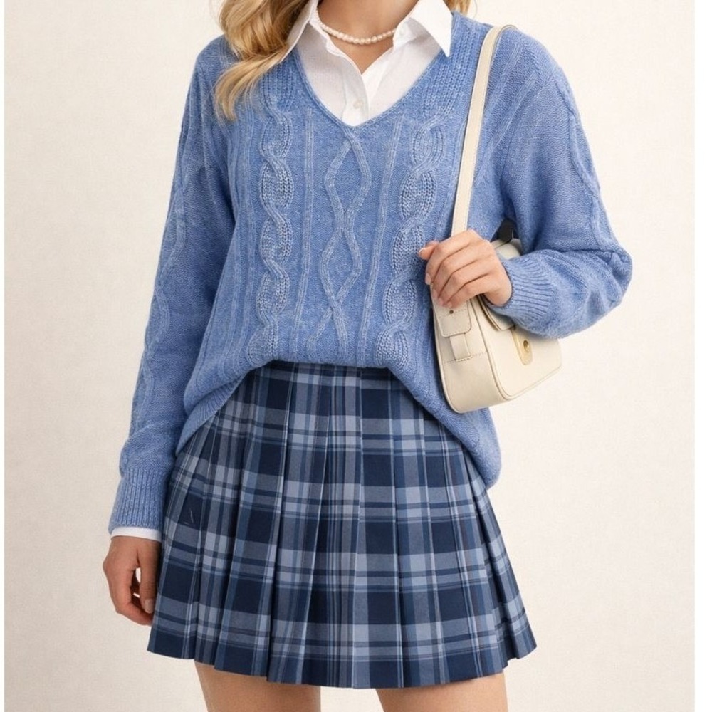 St Johns Bay Blue Chunky Cable Knit V Neck Preppy Sweater XL‎